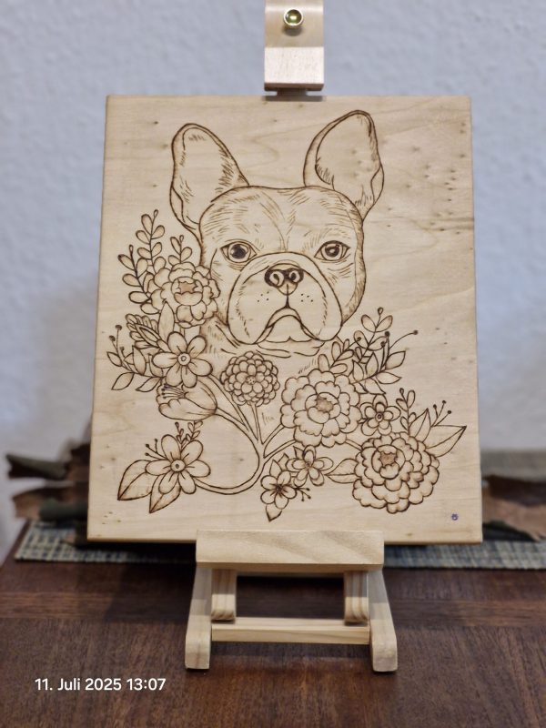 French Bulldog mit vielen Blumen als Holzbild