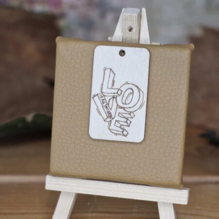 Holz-Schlüsselanhänger „LOVE“ – Handgebrannt, personalisierbar, Geschenkidee