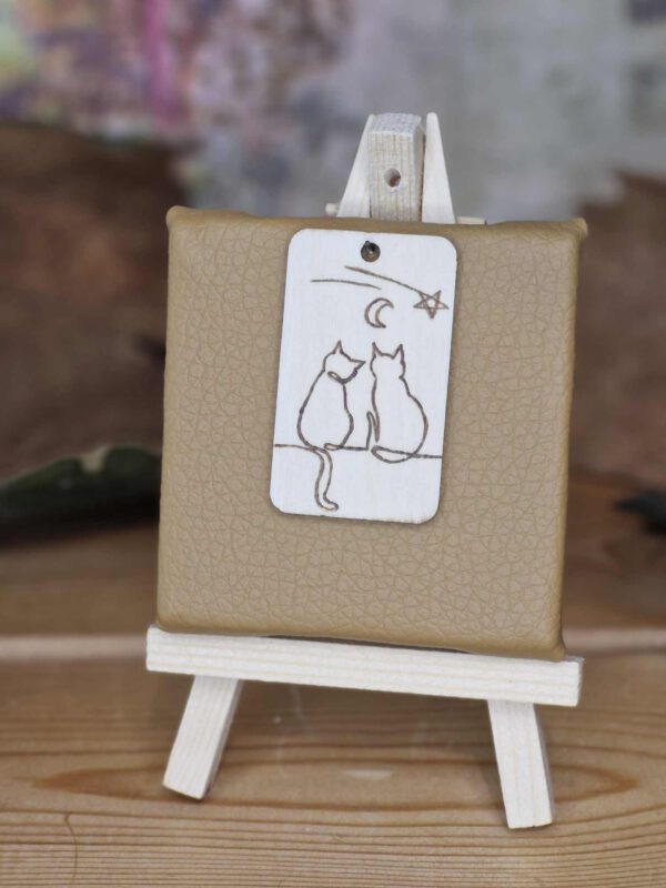 Schlüsselanhänger: Zwei Katzen im One-Line-Stil bei Nacht